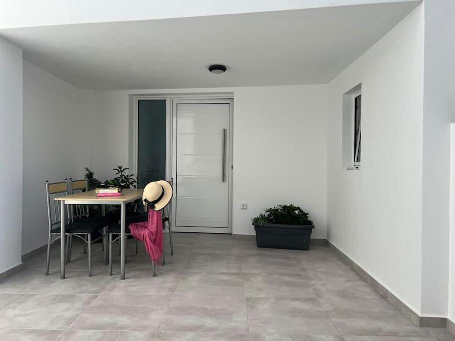 Villa Family Emporio  Extérieur photo